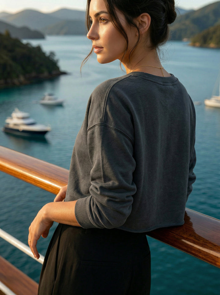 Port & Pine Lightweight Cropped Crew